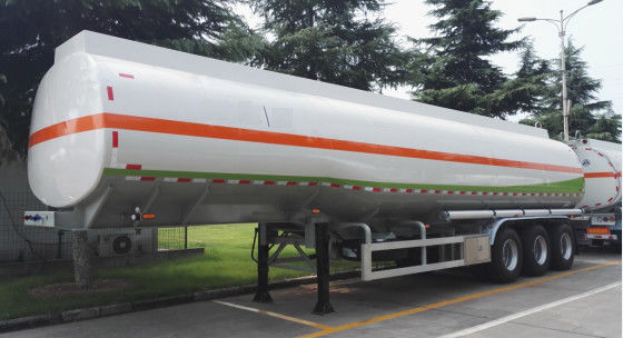 الصين خزان النفط نصف مقطورة شاحنة 40 Cbm FUWA 13T المحور لنقل النفط المزود