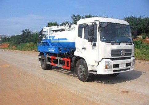 الصين عملية سهلة شاحنة صهريج مياه الصرف الصحي 10000L سعة كبيرة مع أداء جيد المزود