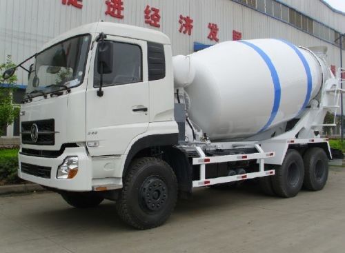 الصين شاحنة خلط الخرسانة دونغفنغ شاحنة خلط الاسمنت 10m³ LHD RHD المزود