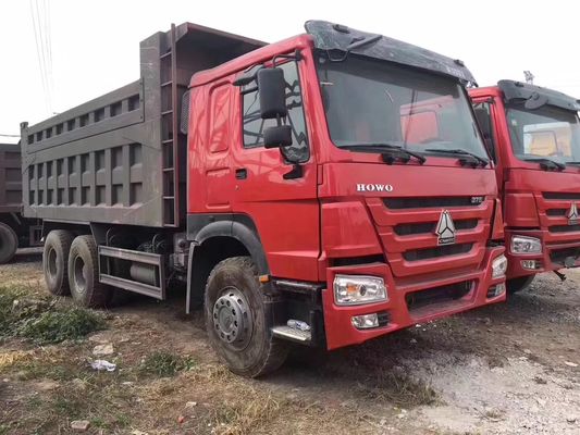 الصين شاحنات تفريغ مستعملة مستعملة 375 حصان محترف أحمر مع Max.Speed ​​75 كم / ساعة المزود