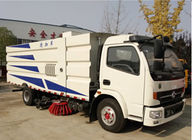 الصين دونغفنغ الطريق كاسحة شاحنة / شاحنة تنظيف الطريق مع محرك الكمون مصنع